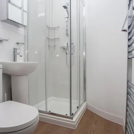 Lovely 3 Bdrm By Meadows Appartement *