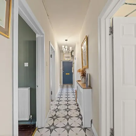 Dewar 3 Bedroom - Edinburgh
