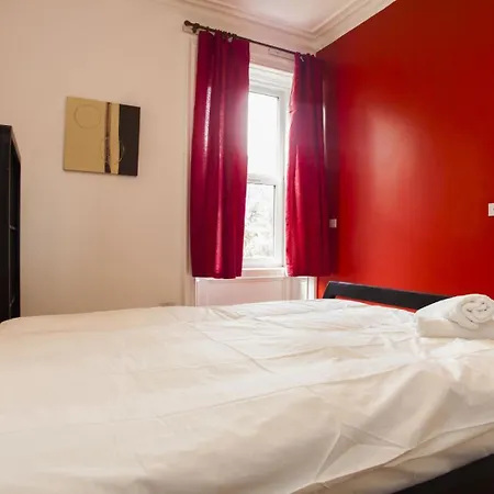 Lovely 3 Bdrm By Meadows Appartement *