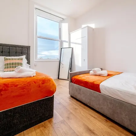 Apartment Duplex Penthouse - 10 Guests 7 Beds 15' Centre