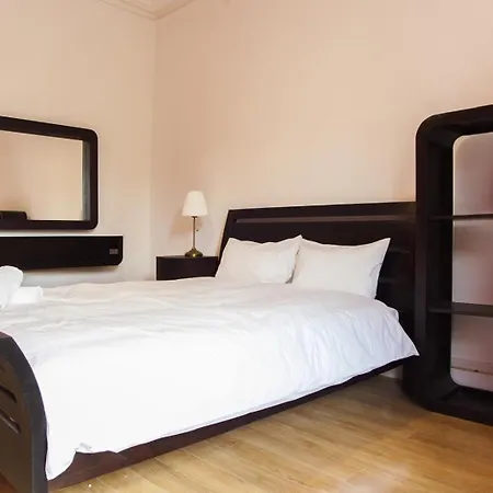Lovely 3 Bdrm By Meadows Appartement *