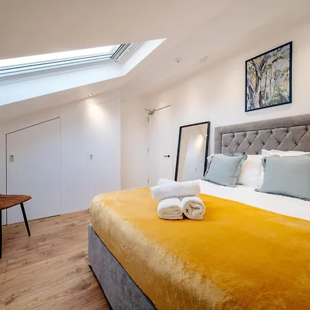 Duplex Penthouse - 10 Guests 7 Beds 15' Centre 에든버러