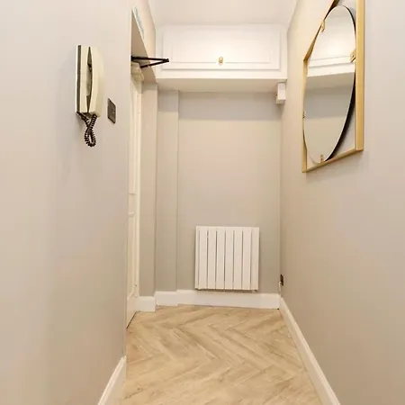 1 Bed In The Heart Of Grassmarket With Castle Views Appartement