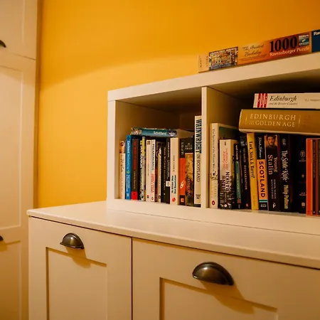 1 Bedroom In Historic Georgian Townhouse Edinburgh