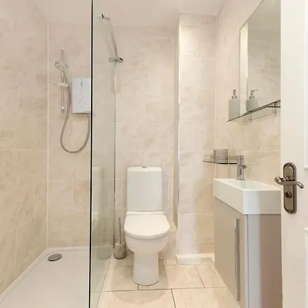 1 Bed In The Heart Of Grassmarket With Castle Views Appartement *