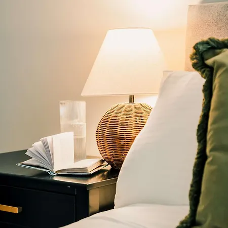Modern 2 Bed With Parking Апартаменты Эдинбург