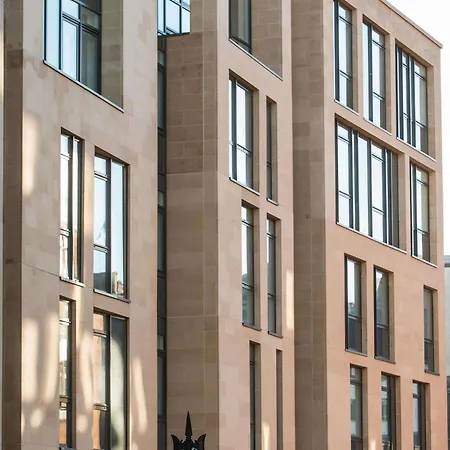 Отель Ibis Centre South Bridge - Royal Mile