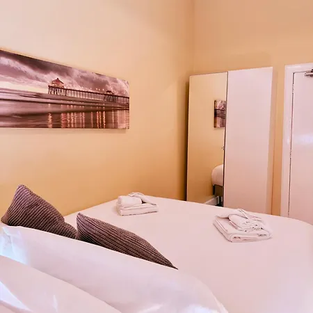 皮卡第广场公寓 公寓 *