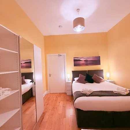 皮卡第广场公寓 * 爱丁堡