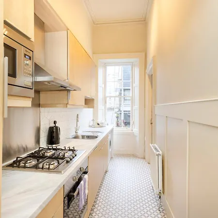 Joivy Chic And Spacious House At The Heart Of The Édimbourg
