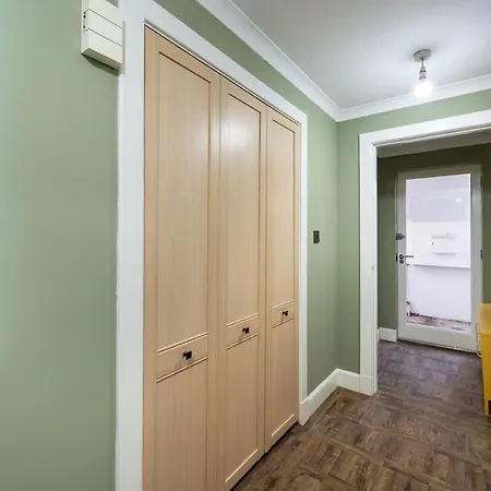 Luxury Flat With Ensuite Lägenhet Edinburg