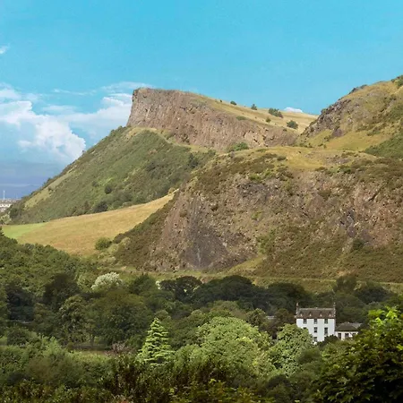 普利斯顿菲尔德之家酒店 酒店