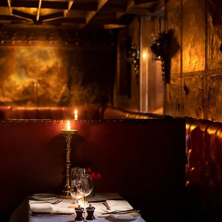 The Witchery Hotel 5*