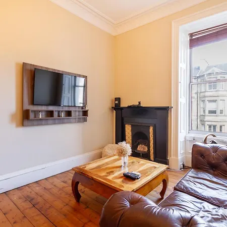 Bright 1 Bedroom Near Centre Эдинбург