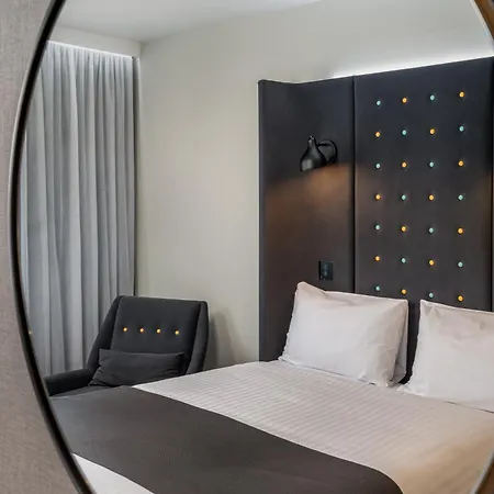 Point A Haymarket 3*
