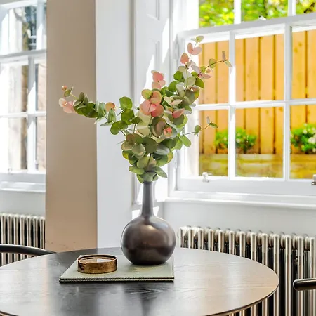 Apartment Dragon Luxury Serviced At Alva Street