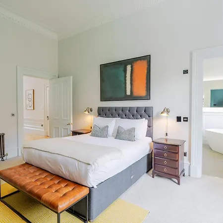 Dragon Luxury Serviced At Alva Street Apartment Edinburgh