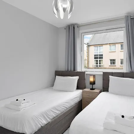 Spacious 4br Centre W/ Free Parking * Edimburgo