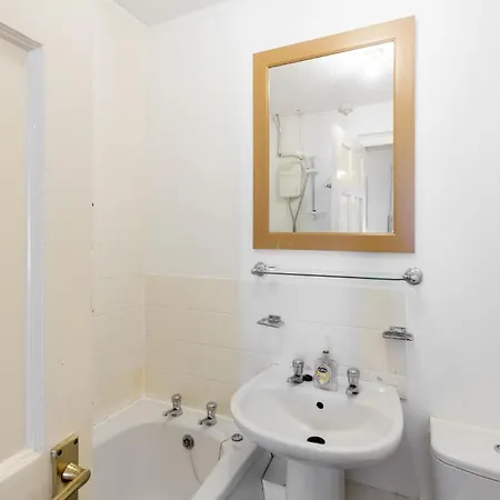 Charming 2bd Flat 10 Minutes To Castle * Edimburgo