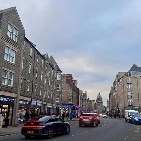 Nicolson Street Two Bedrooms *