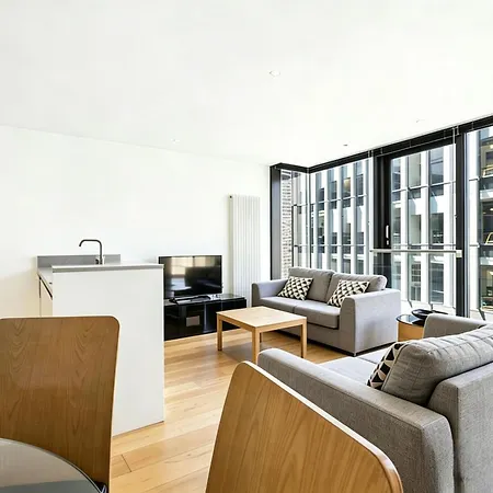 Charming Modern شقة