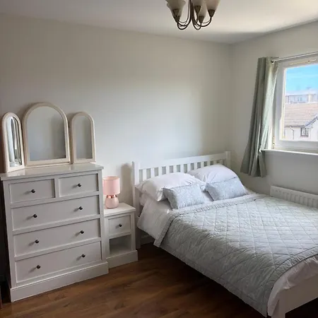 Beautiful House With Secure Pet Friendly Garden South Apartamento *
