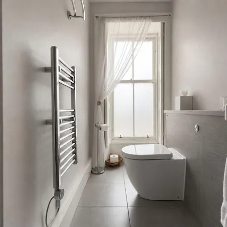 Gasthuis Gladstone House 4*