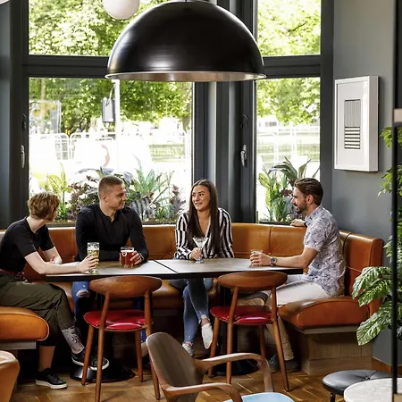 Ibis Styles St Andrew Square Hotel 3*