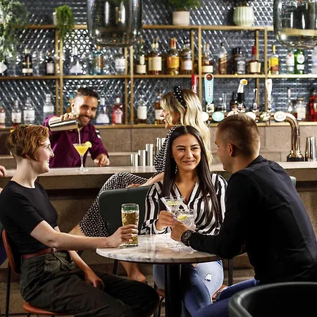 Hotel Ibis Styles St Andrew Square