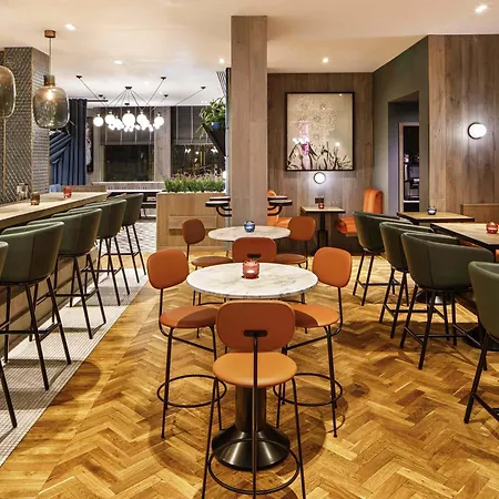 Ibis Styles St Andrew Square Hotel 3*