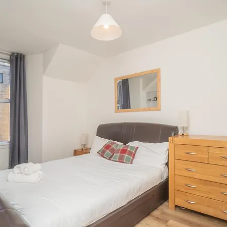 Appartamento Cosy Flat In Historic Old Town - Pass The Keys Edimburgo