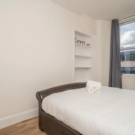Cosy Flat In Historic Old Town - Pass The Keys
