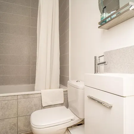 Cosy Flat In Historic Old Town - Pass The Keys *