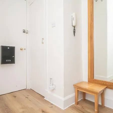 Cosy Flat In Historic Old Town - Pass The Keys Appartamento Edimburgo