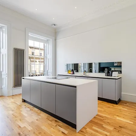 Apartment Dragon Luxury Serviced At Alva Street Edinburgh