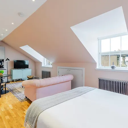 Apartment Dragon Luxury Serviced At Alva Street Edinburgh