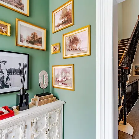 Dragon Luxury Serviced At Alva Street * 에든버러