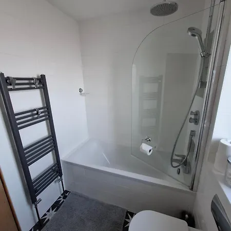 Cosy Guest In A Family With Private Bathroom And Free Parking * Edynburg