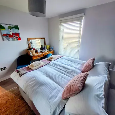 Cosy Guest In A Family With Private Bathroom And Free Parking Kwatera prywatna