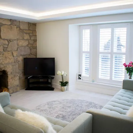 Bright 1 Bedroom Centre With Historic Twist * Эдинбург