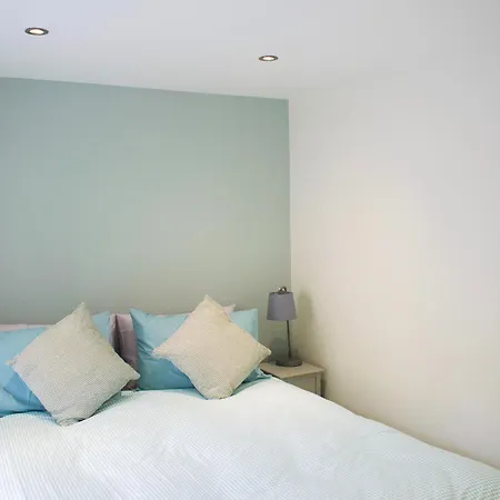 Дом отдыха Bright 1 Bedroom Centre With Historic Twist