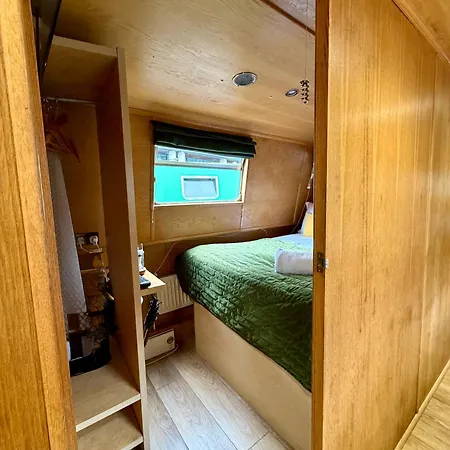 Botel - Houseboats Edinburgh
