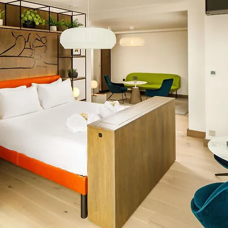 Ibis Styles St Andrew Square 3* Edinburgh