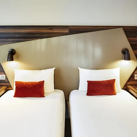 Adagio Royal Mile 4*