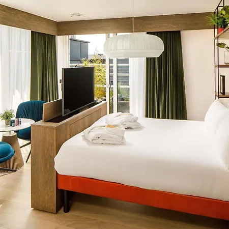 Hotel Ibis Styles St Andrew Square