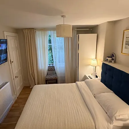 Georgian House Gæstehus 4*