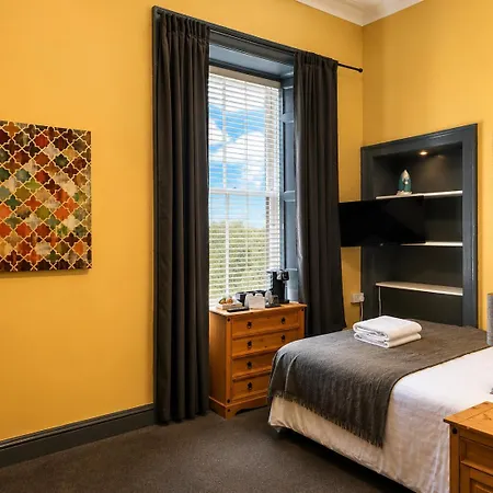 The 3* Edimburgo