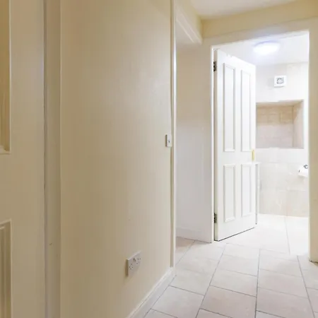Homely 3 Bedroom In The Heart Of * Edimburgo