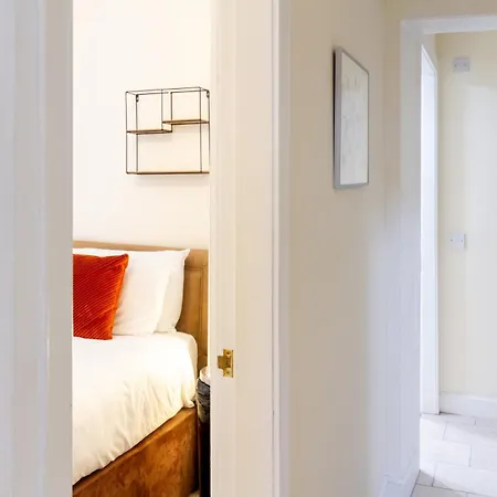 Homely 3 Bedroom In The Heart Of 아파트 에든버러