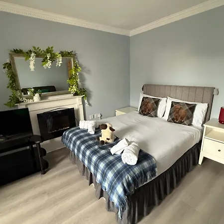 1 Bedroom In Old Town Edinburg